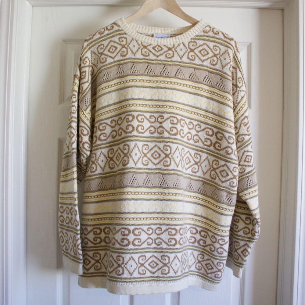 Yellow patterned oversized sweater